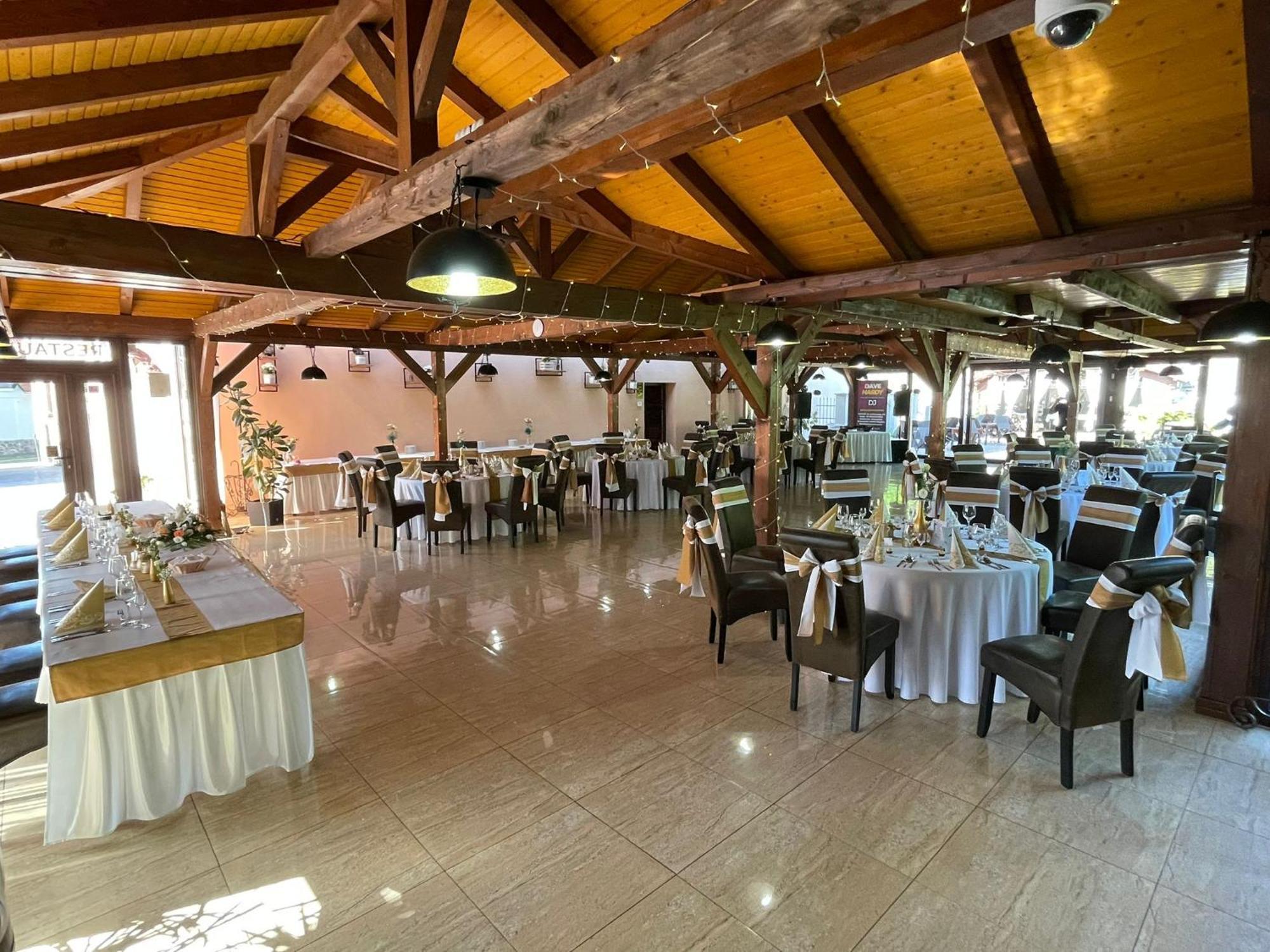 Penzion Bebek Filakovo Dış mekan fotoğraf