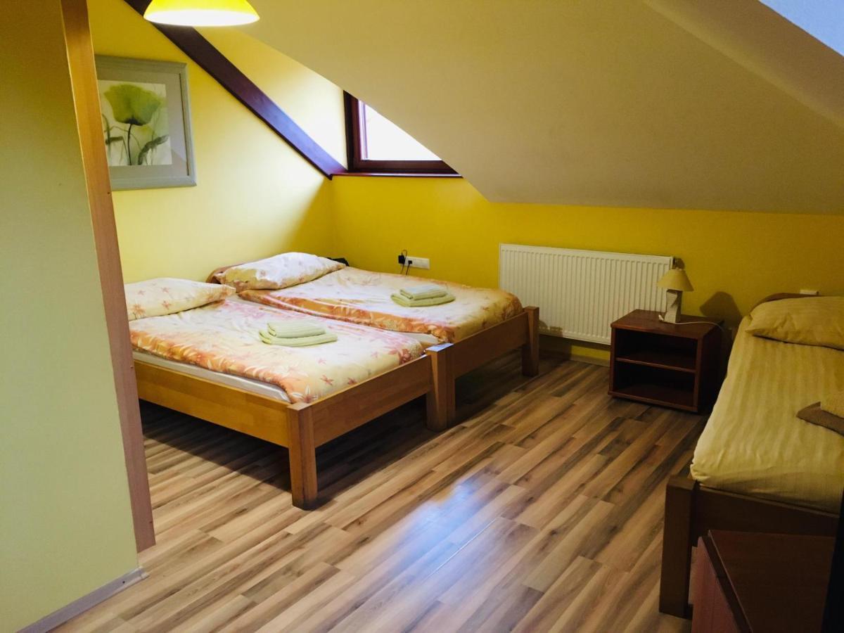 Penzion Bebek Filakovo Dış mekan fotoğraf